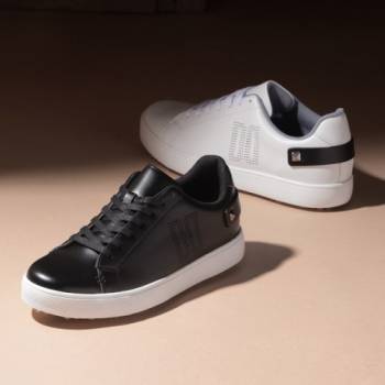 전시상품 닥스골프 펀칭 로고 포인트 클래식 스파이크리스 남성 골프화 POSO2E900