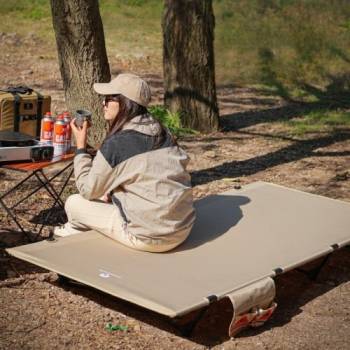 [캠프침대] 접이식 초경량 캠핑 캠프베드 아이보리 텐트 해먹 낚시 침낭 매트 군용 야전 침대 90cm 지지대 4개